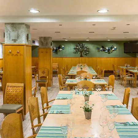 Hotel Jaqués 2*